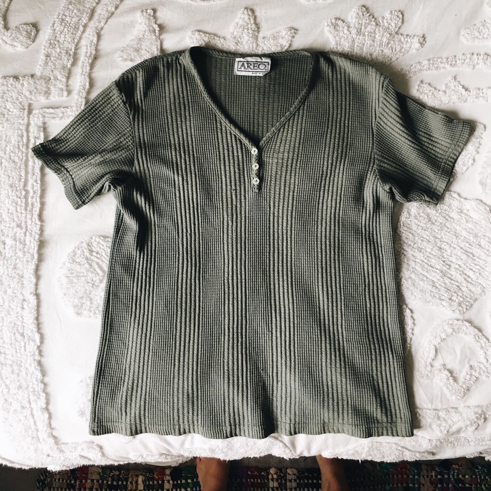 Green Short Sleeve Rib-Knit Shirt